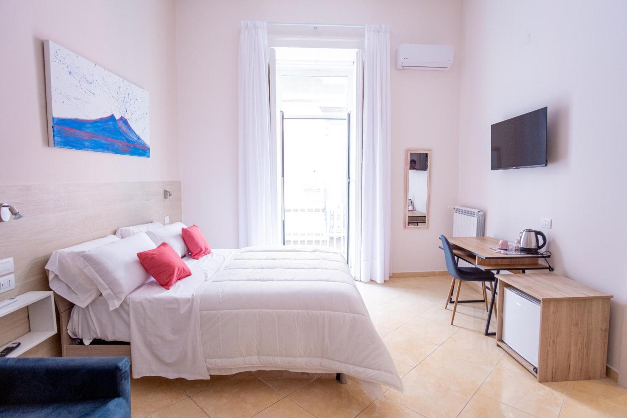 Leone Toledo Bed & Breakfast